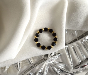 Pierścionek elastyczny z naturalnych kamieni czarny spinel srebro  | Baltoro Design